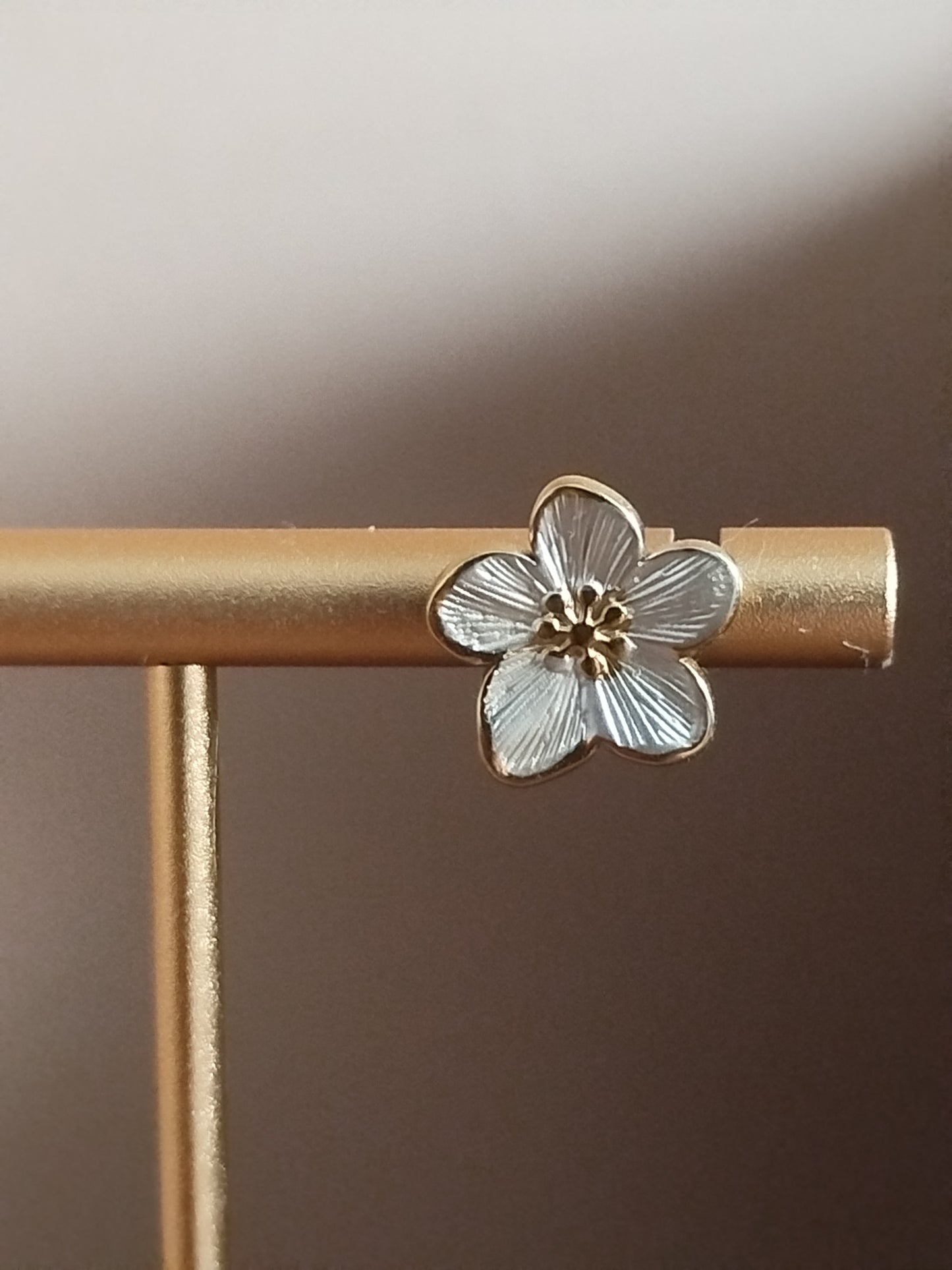Boucles d'oreilles Akila blanche