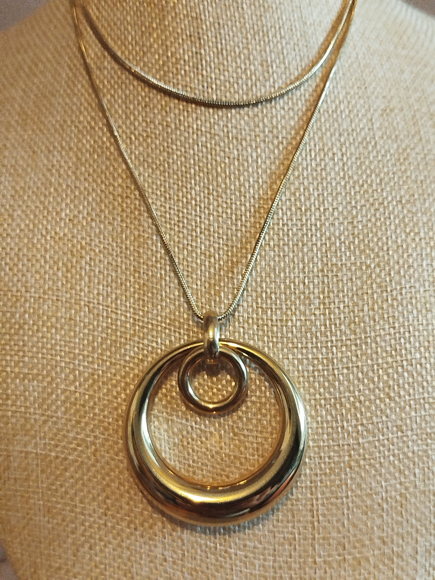 Collier Philippine