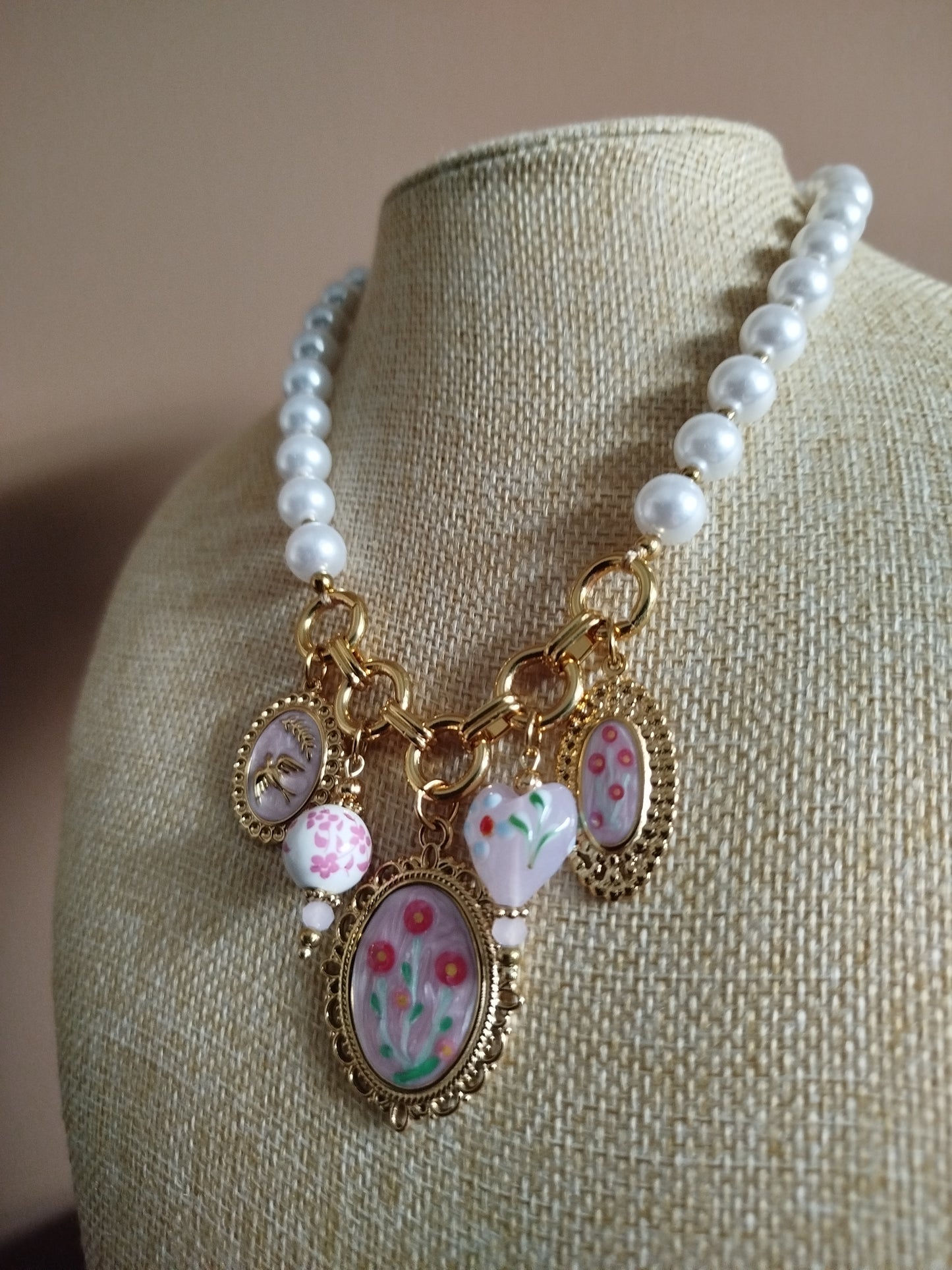 Collier Violette rose