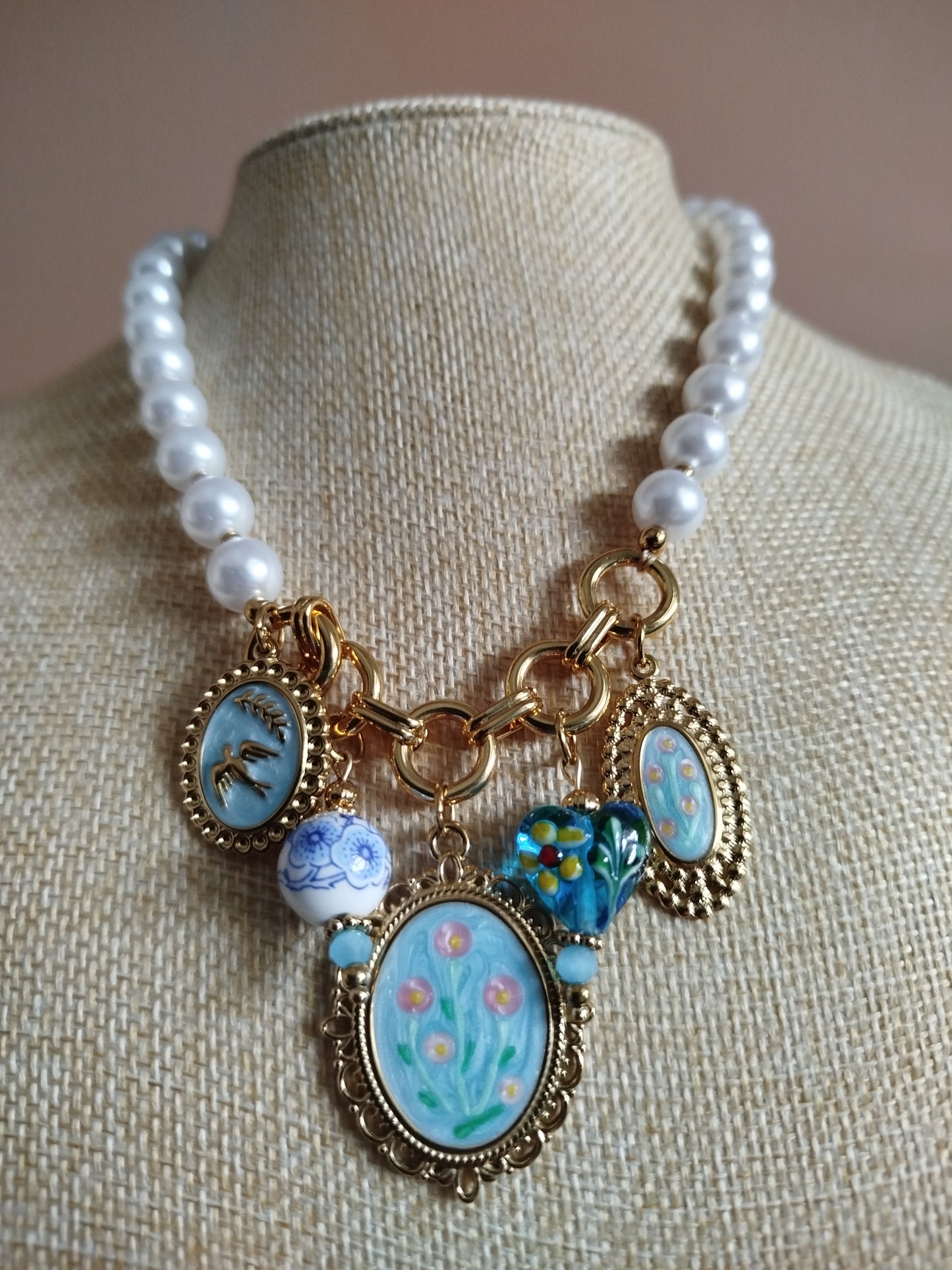 Collier Violette bleu